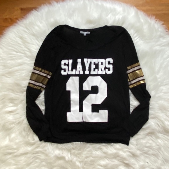 Charlotte Russe Tops - Charlotte Russe Graphic Tee Size M